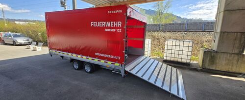 2025 04 09 Anhänger Hochwassersperren 06